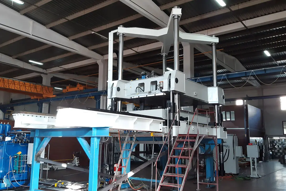 150 ton composite press